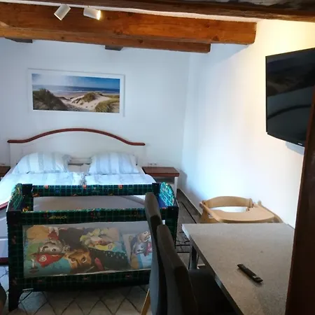 Kleine gemütliche Ferienwohnung im Fachwerkstiel Wolfsburg Exterior foto